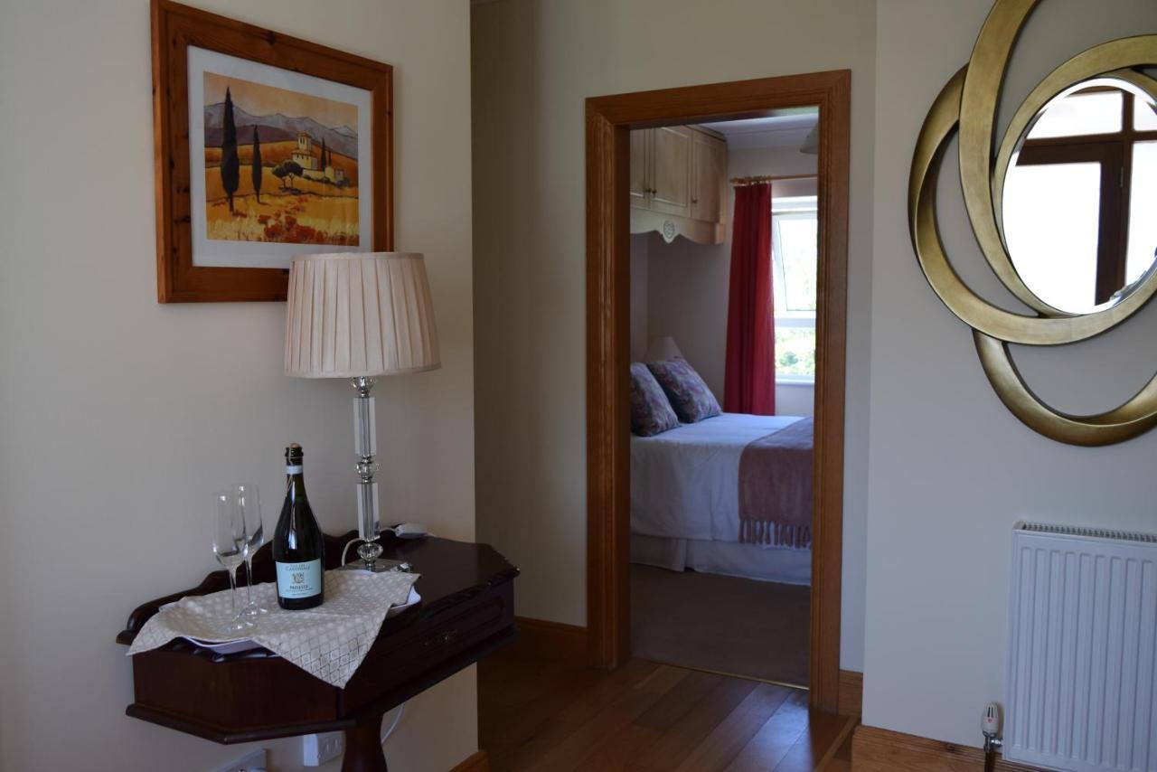 Teach Kitty Con Villa Dungloe Bagian luar foto